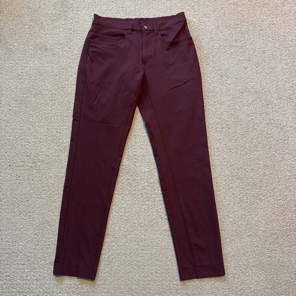 State & Liberty Athletic Fit Tech Pant Mens Sz 30 Red 4-Way Stretch Performance